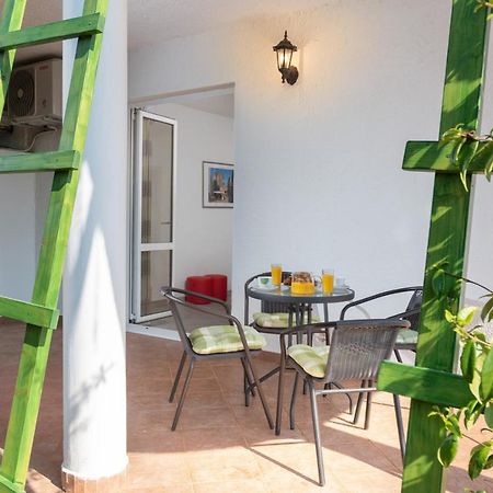 Apartments Oliva Poreč Exterior foto